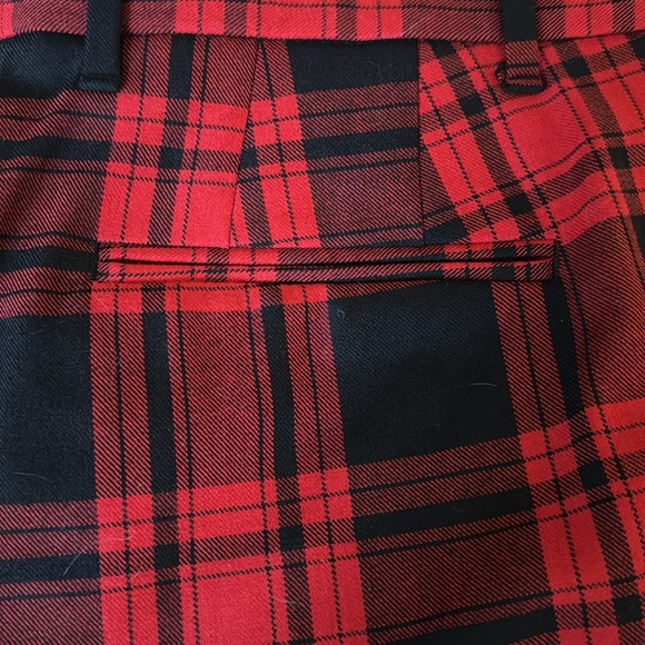 Women’s GAP Tailored Crop holiday pants - size 2P - Picture 2 of 5